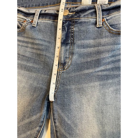 Time and Tru Womens Jeans Straight Leg TT3015642 Stretch Mid Rise Blue Size 14 - Picture 4 of 9